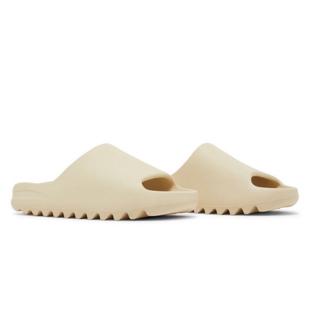 YEEZY Cream Slide Sandals